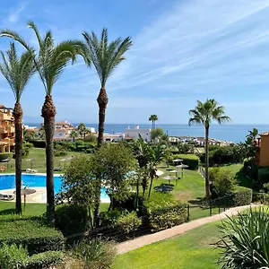 Granados De La Duquesa San Luis de Sabinillas
